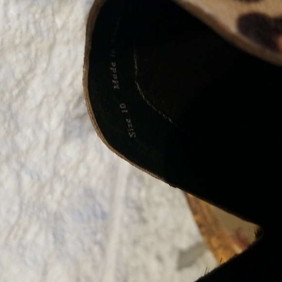 Dolce Vita Animal Print V side Bootie Size 10 fits like 9.5 - Picture 10 of 16